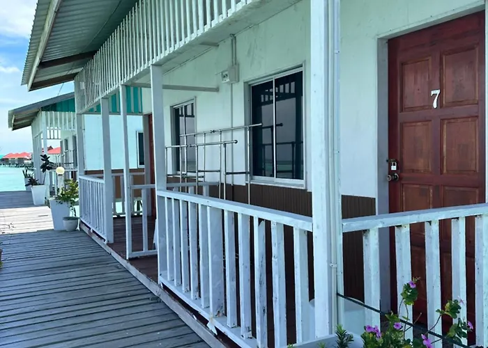 Bihing Angan Water Chalet