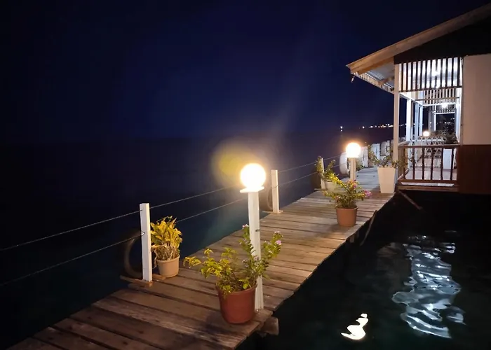 Bihing Angan Water Chalet