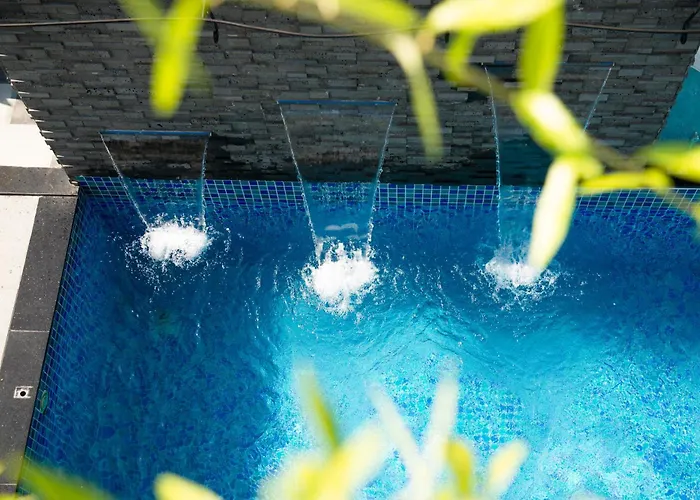 Aaron Boutique Hotel
