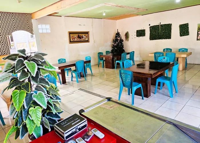 Reddoorz At Hotel Gloria Borong Labuan Bajo