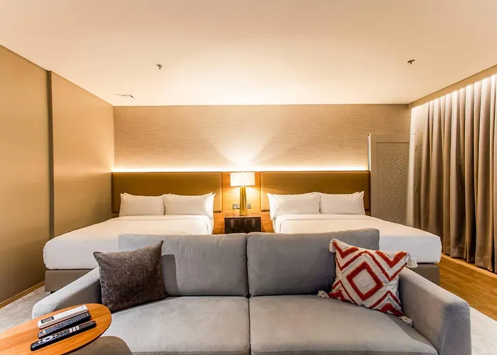 Brittany Hotel Villar City