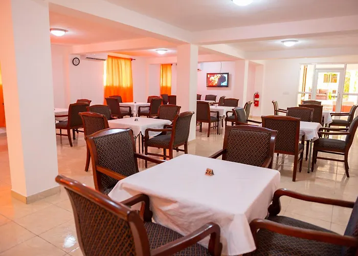 Vivy Hill'S Hotel