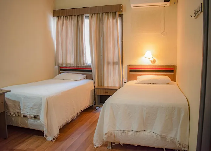 Hotel Rio Dorado