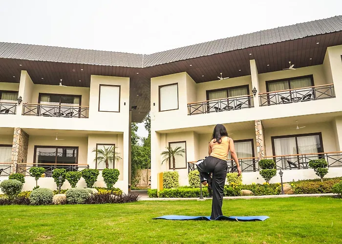 Shervani Pebbles & Pines Resort & Spa, Corbett