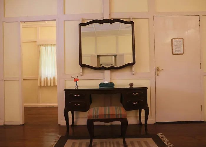 Chowkidinghee Heritage Tea Bungalow