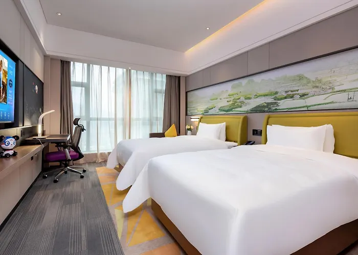 Hampton By Hilton Zhangjiajie Tianmen Mountain -Situated Opposite The Tianmen Mountain Cable Car Station -Provide Free Airport Shuttle Service - English-Speaking Customer Service