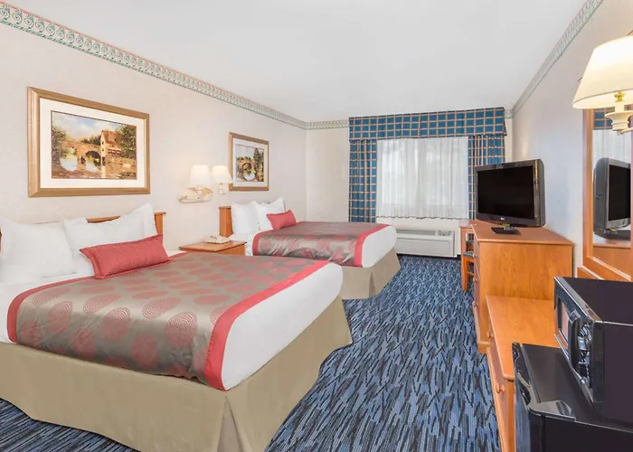 Ramada By Wyndham Kent Seattle Area