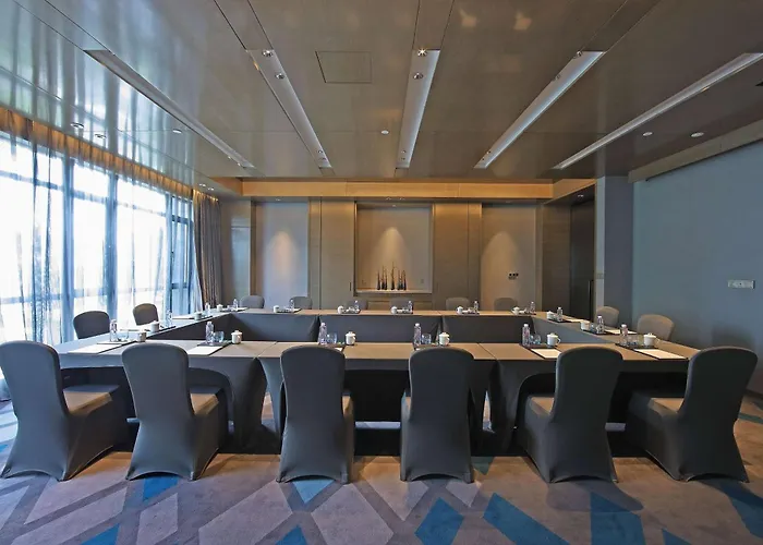 Wyndham Jinjiang Hotel