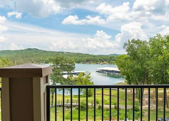 Port Of Kimberling Resort & Campground