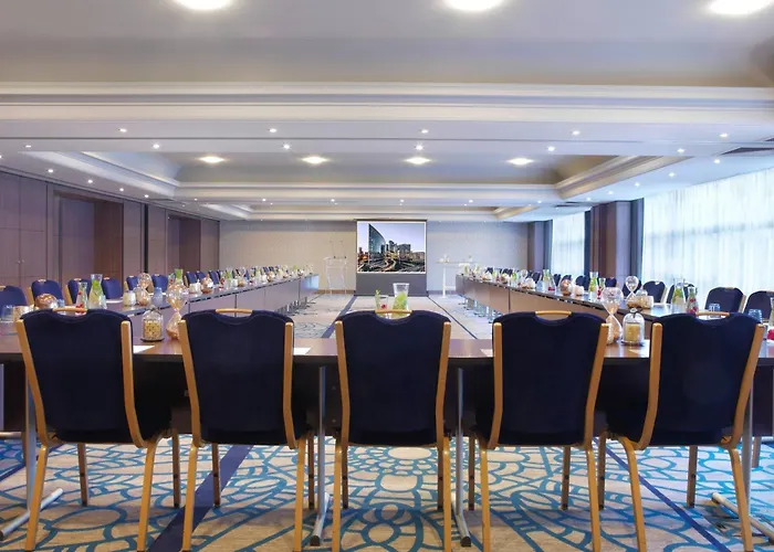 Renaissance Paris La Defense Hotel