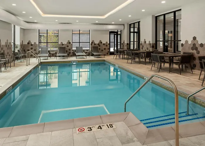 Courtyard By Marriott St Paul Downtown
