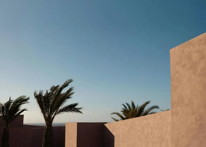 Domes Novos Santorini, Autograph Collection