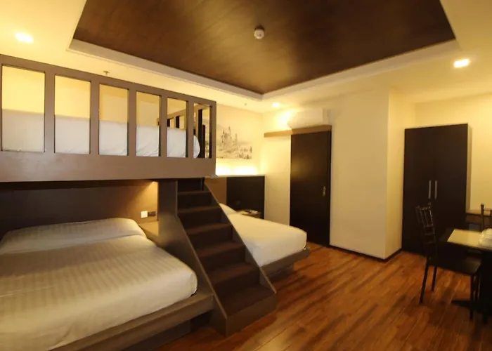 Fair Crown Suites