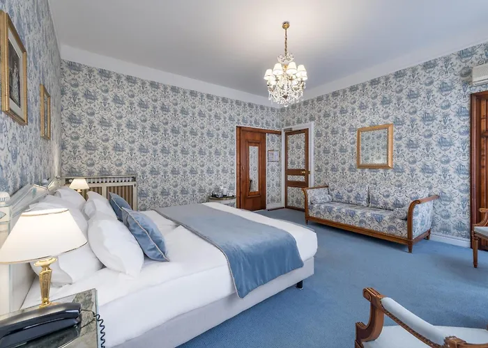 Grand Hotel Des Templiers, Pool & Sauna