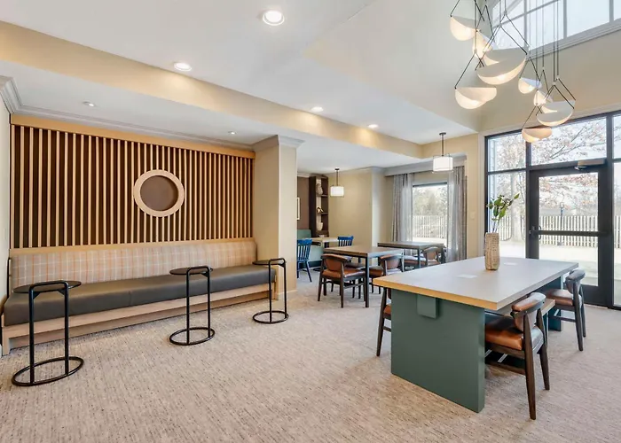 Sonesta ES Suites Dulles Airport