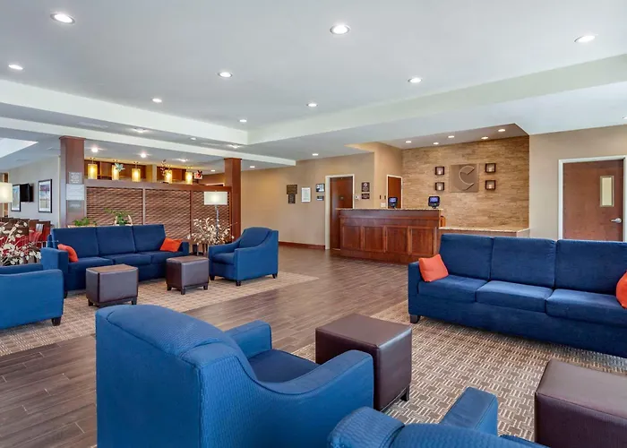 Comfort Inn & Suites Avera Southwest