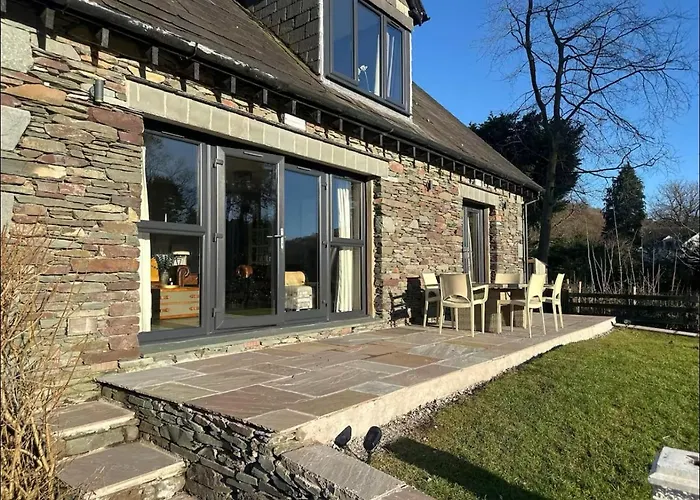 Bridge House Hotel & Silver Howe View Cottage