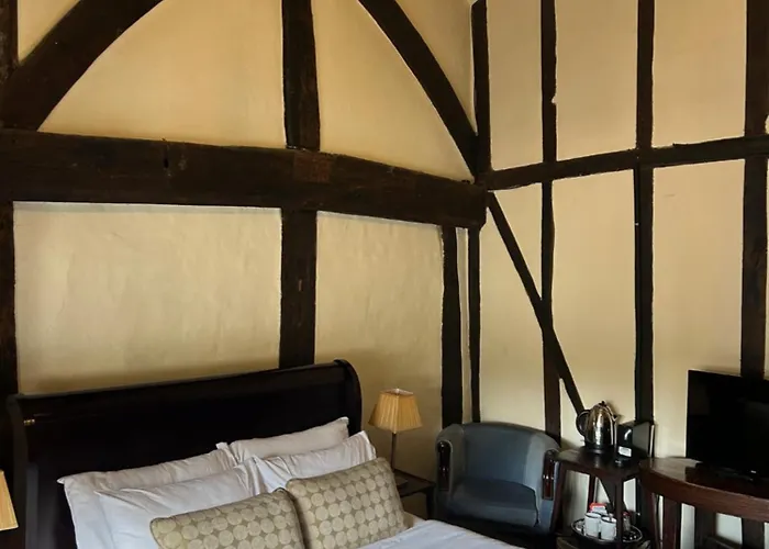 The George Inn