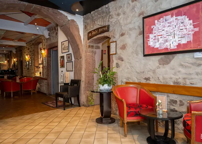 Logis Hotel Restaurant Le Faude