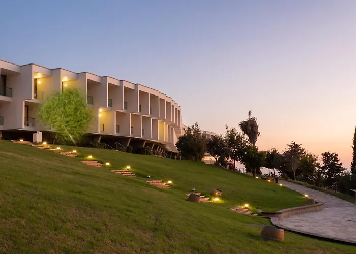 Elma Hotel And Art Complex