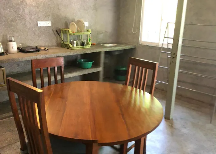 Hotel Paradiso,