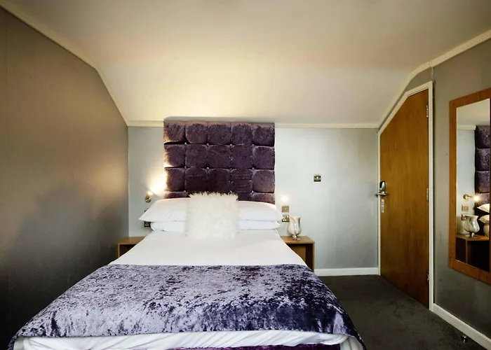 Hotels 24-7 - The Old Victoria Hotel