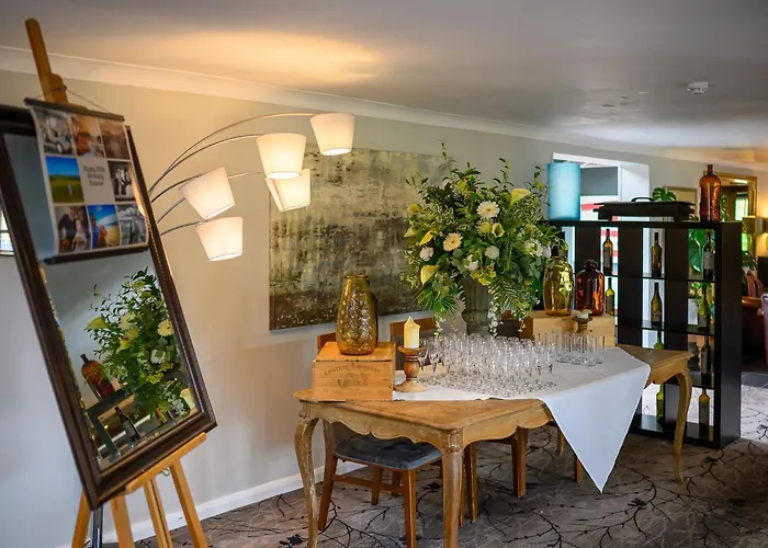 Crouchers Hotel