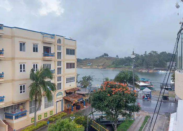 Hotel Los Colores GUATAPE