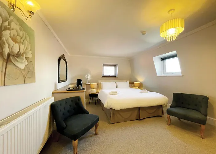 Dukes Folly Hotel