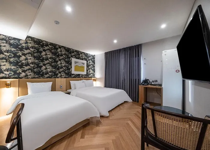 Hound Hotel Songtan