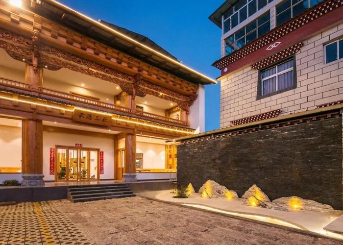 Yunyin Sanqiu Inn