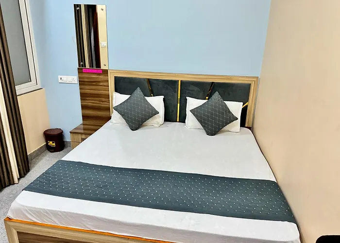 Hotel Shree Radha Raman