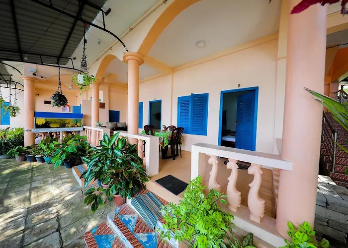 Lagoon Breeze Resort