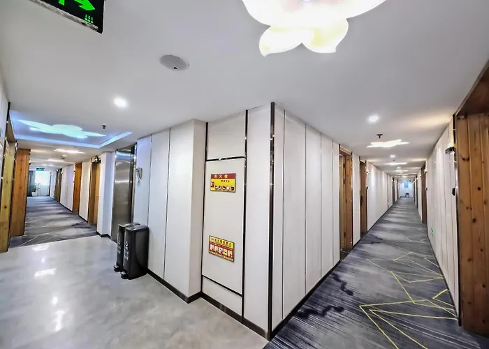 Yiwu Ruifeng Hotel