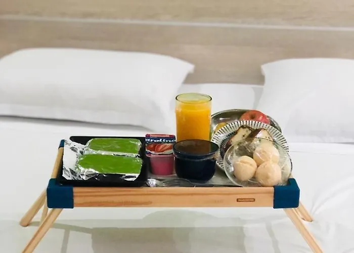 Hotel E Pousada Isis