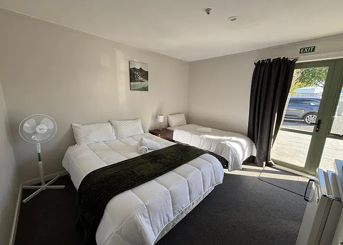 Leopard Hotel
