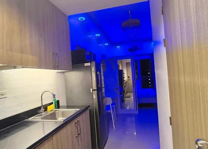 Emfress Suites
