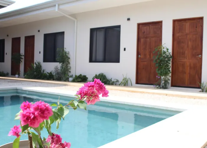 Hotel Huacas