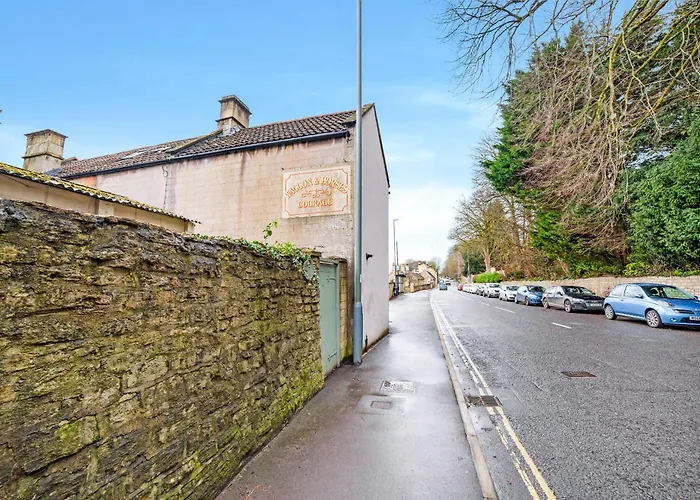 Oyo Bailbrook Lodge, Bath