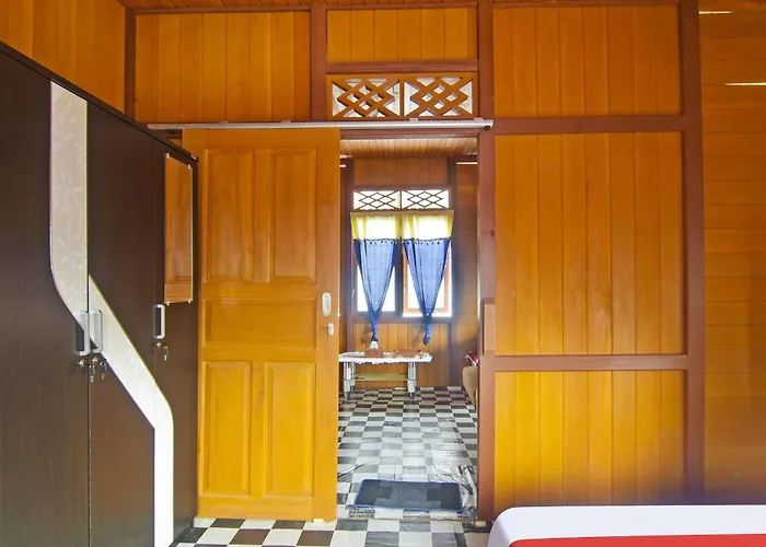 Hotel O Pulisan Ekowisata Homestay Near Wisata Pantai Desa Pulisan