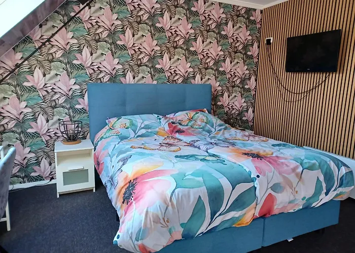 Hotel Dichtbijzee