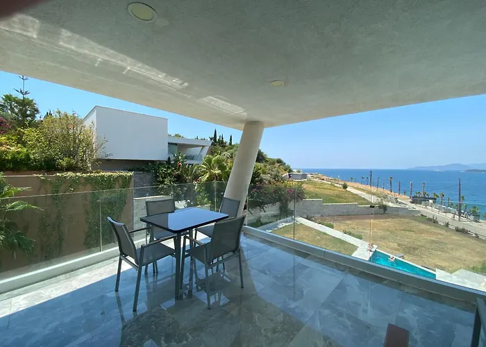Sea-View Residence