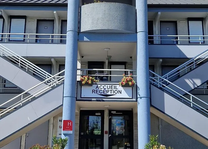 Fasthotel Roissy - Saint-Witz