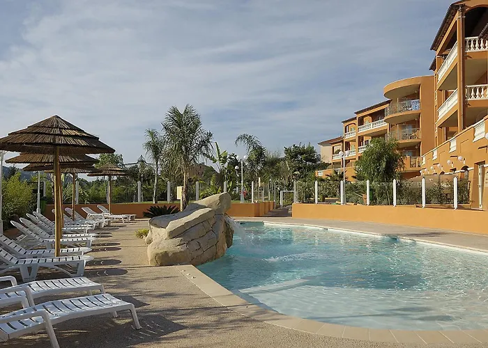Hotel Lou Castelet