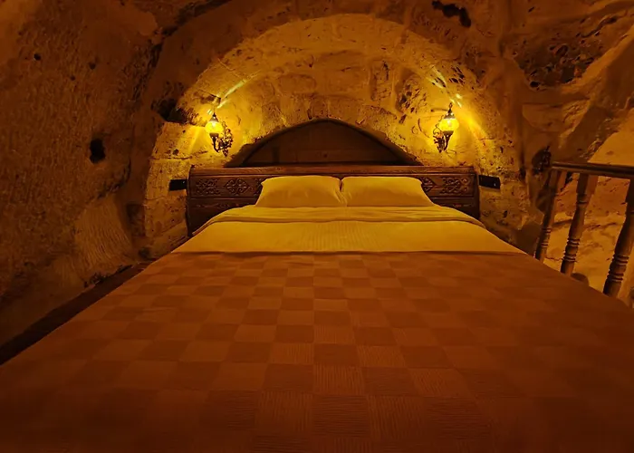 Euphoria Cave House
