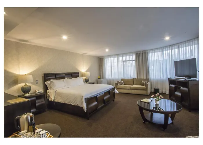 ROLES Hotel