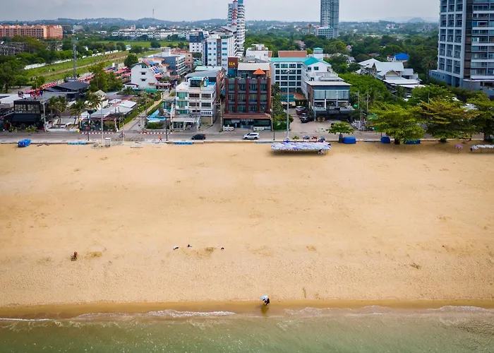 Seaside Jomtien Beach Pattaya