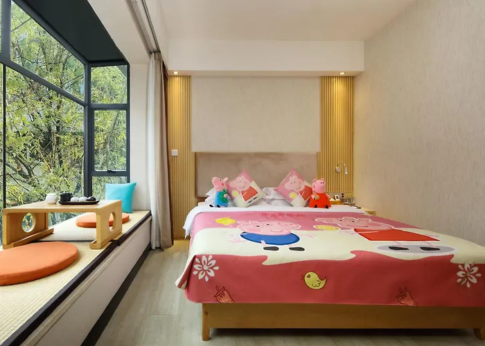Wing Hotel Guilin- Pedestrian Street