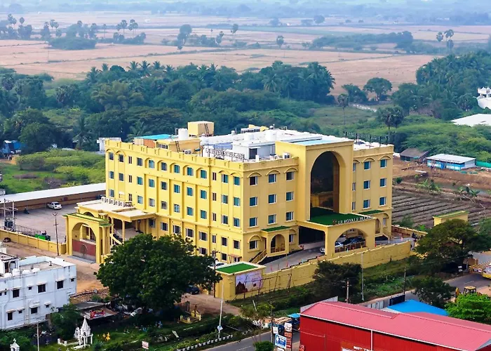 Le Royale Palace