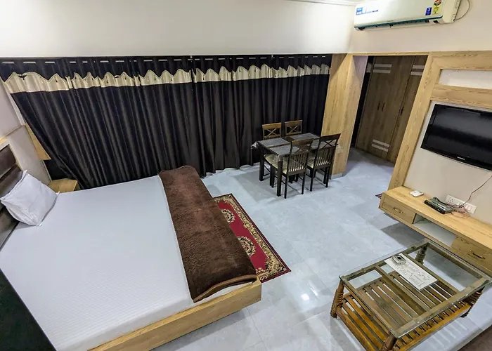 Hotel Shivneri
